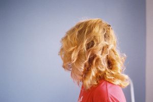 POLECAMY! Najlepsze termoochronne spraye do włosów – ranking